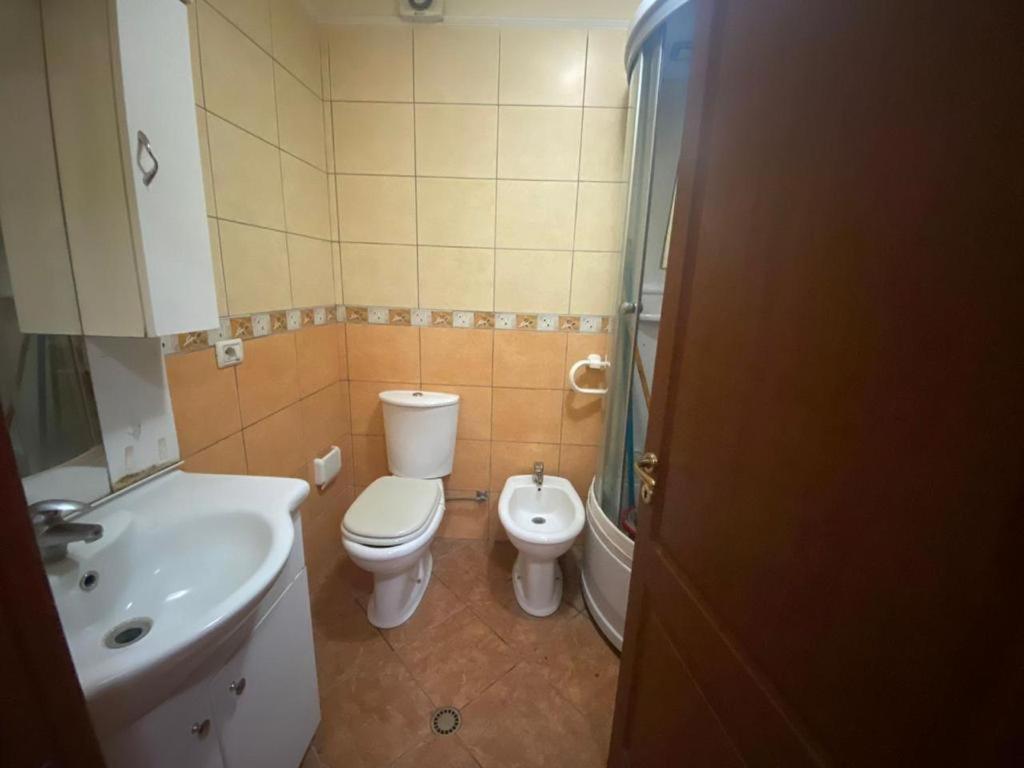 Ferienwohnung Manka' S Place Tirana Exterior foto
