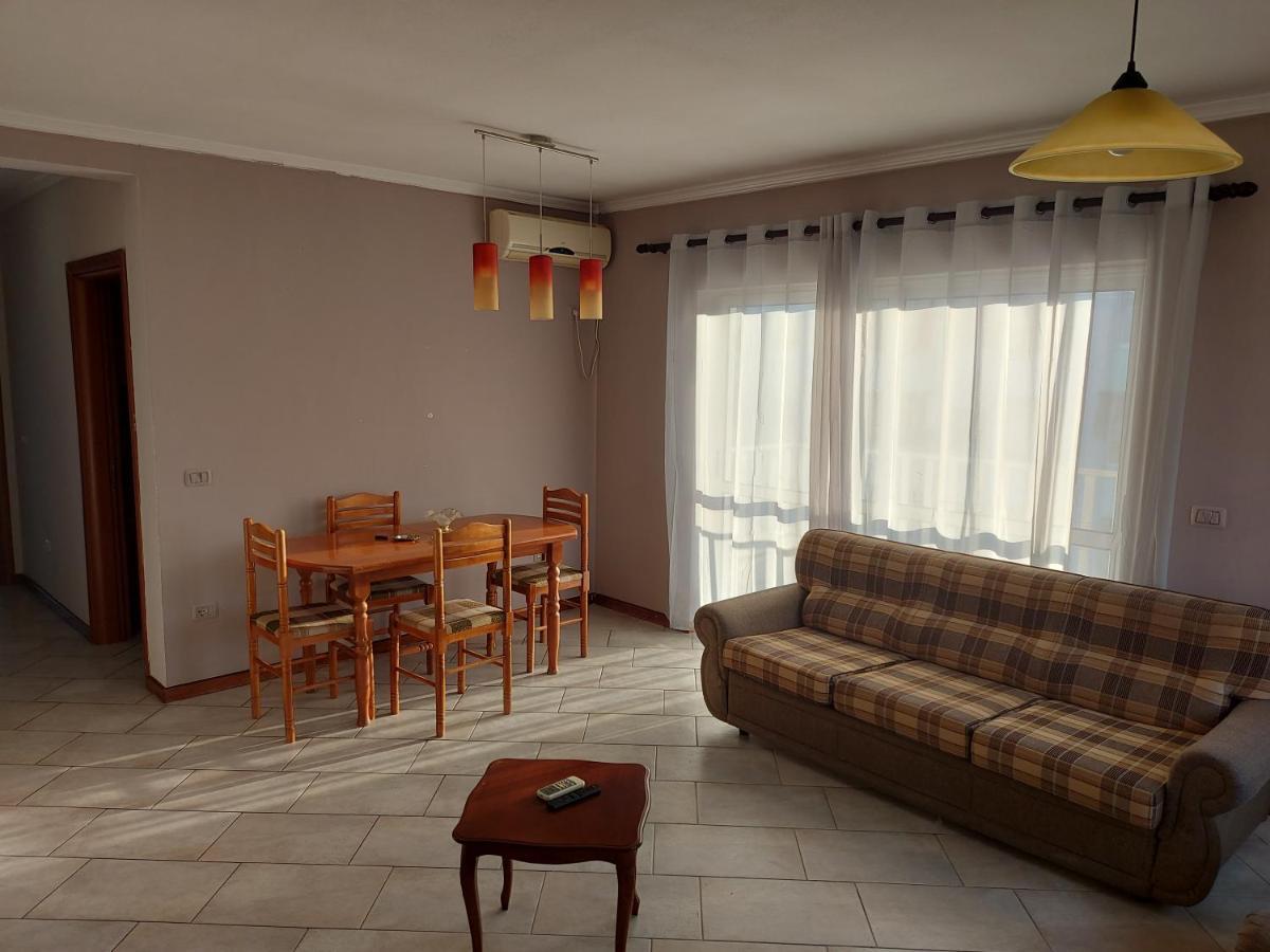 Ferienwohnung Manka' S Place Tirana Exterior foto