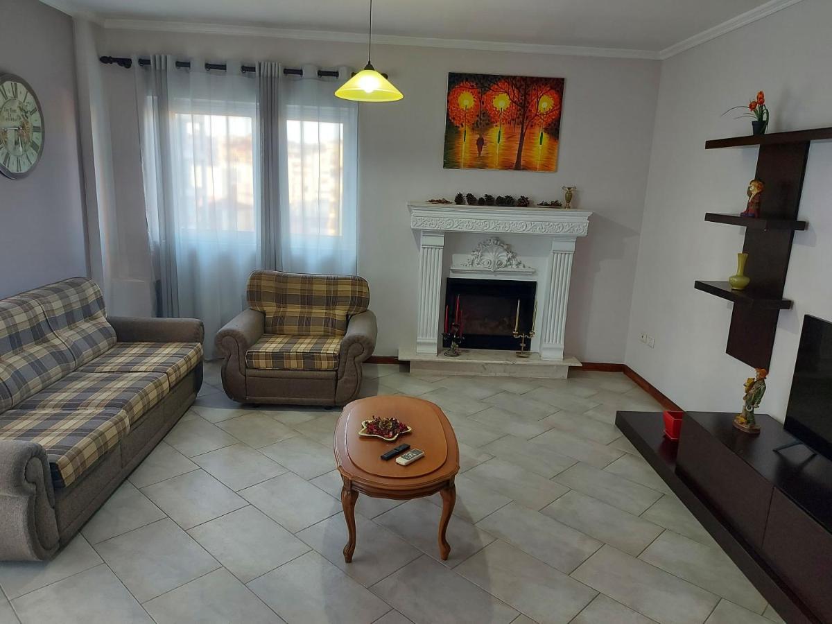 Ferienwohnung Manka' S Place Tirana Exterior foto